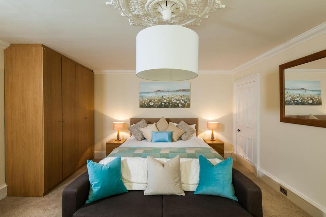 Thornhill House - Historic 5 Bedroom 5 Ensuite Στέρλινγκ Εξωτερικό φωτογραφία