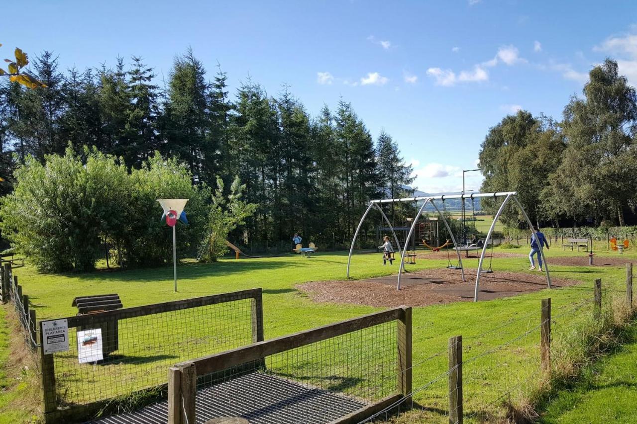 Thornhill House - Historic 5 Bedroom 5 Ensuite Στέρλινγκ Εξωτερικό φωτογραφία